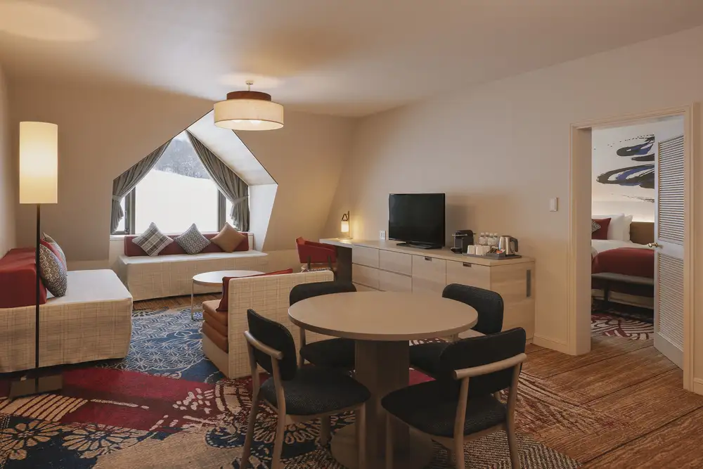 Kiroro_peak_suite_01