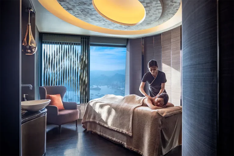 hkgkw-treatment-room-50762868_Classic-Hor
