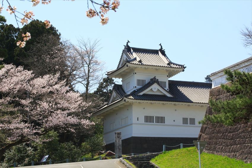 Aoba Castle1