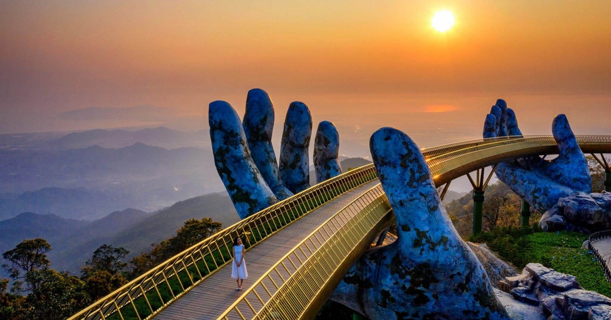 Ba Na Hills & Golden Bridge1