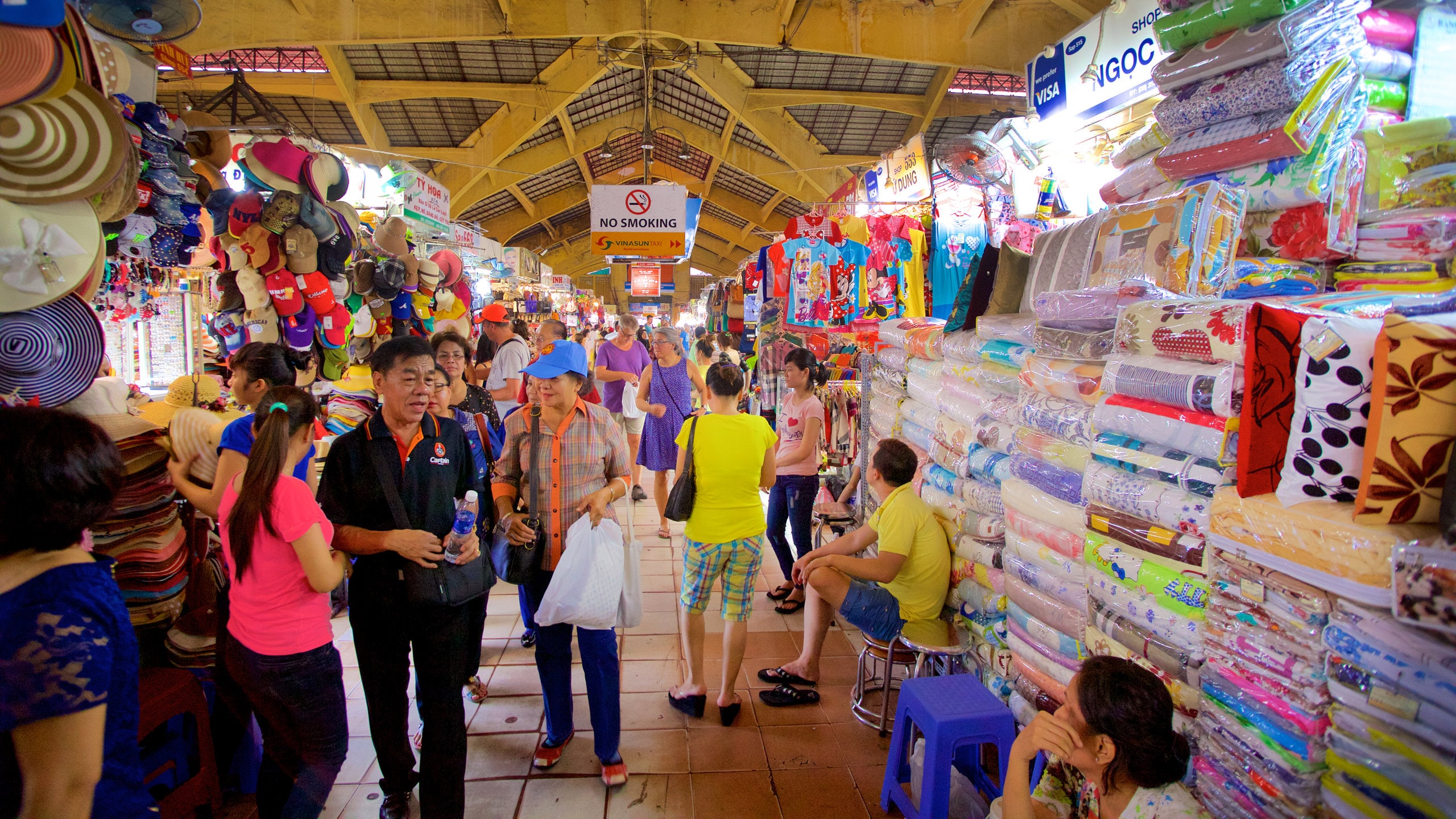 Ben Thanh Market3