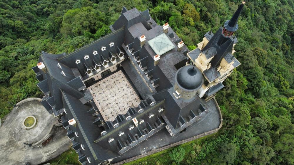 TIỆM CÀ PHÊ LÂU ĐÀI TAM ĐẢO2