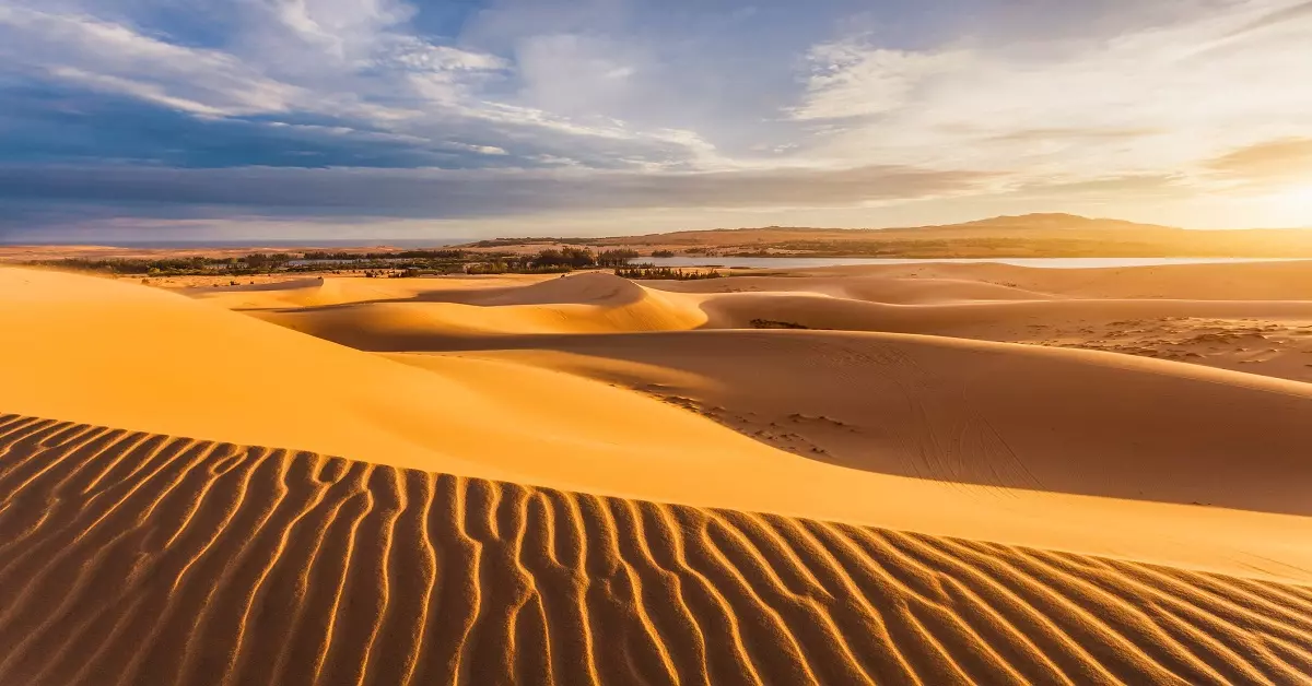 ทะเลทรายขาว มุยเน่