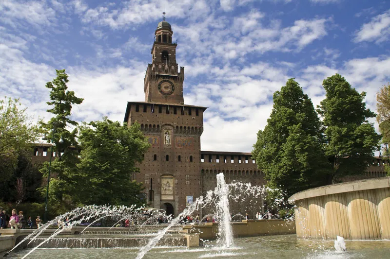 ปราสาทสฟอร์เซสโก้ (Sforzesco Castle)2